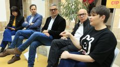 Presentaci�n del festival, este martes. A la derecha, Andrea Villa, una de las directoras, en un momento de su intervenci�n