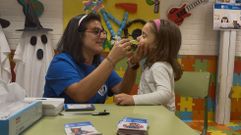 La vacuna infantil de la gripe es intranasal.