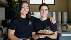 Mar�a Dom�nguez y Marta Castro, de A Pastar.