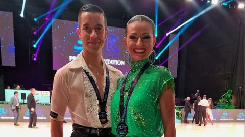 Manel L�pez y Beatriz Veiga, este fin de semana en Inglaterra tras proclamarse campeones del UK Open Dance Festival.