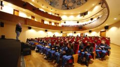 Alumnos del Jaime Balmes acudieron al coliseo Noela en el marco del Curtacativa