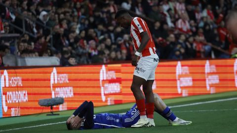 Derbi asturiano entre el Real Sporting de Gijon y el Real Oviedo en El Molin�n