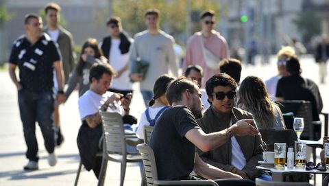 Primer dia de terraceo en A Corua.