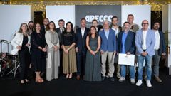 La Asociaci�n Provincial de Empresarios de la Construcci�n, que el pr�ximo a�o cumple medio siglo, celebr� su acto anual en �rbore da Veira con el reconocimiento a empresas del sector y la presencia de autoridades