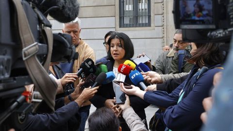 La portavoz de las familias del Vila de Pitanxo, Mar�a Jos� de Pazo, en octubre del 2025, ofreciendo sus impresiones del informe del informe final del naufragio.