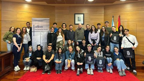 Os participantes no programa de voluntariado europeo foron recibidos pola corporaci�n municipal de Cambados
