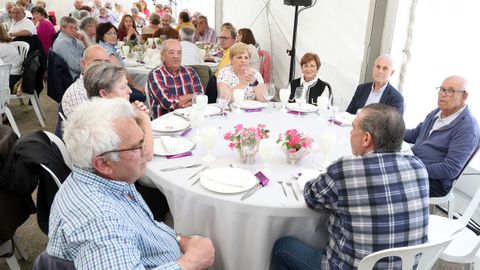 COMIDA DE LOS MAYORES EN PORTO DO SON 2025