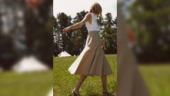 Una de las im�genes en las que se ve a las caba�as de lujo al fondo