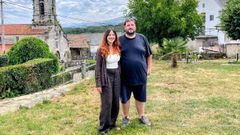La directora de S�mbica, Roc�o Ovelle, y el alcalde de San Xo�n de R�o, Xos� Miguel P�rez.