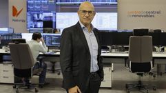 Jorge Barredo, en el Centro de Control de Renovables de Naturgy en A Corua