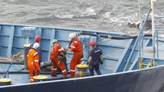 Empieza la extracci�n de combustible del Blue Star