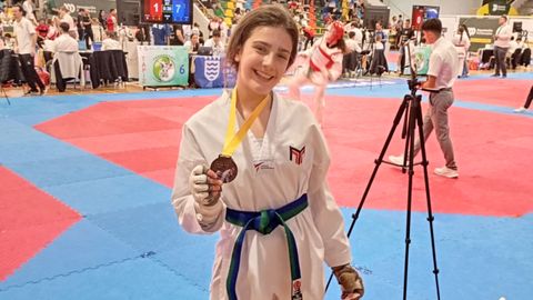 Begoña Pouso consiguió el oro en el torneo desarrollado en Pontevedra.