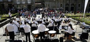 La Uni�n Musical de Coruxo estren� el M�sica no Cami�o el pasado 5 de abril. 