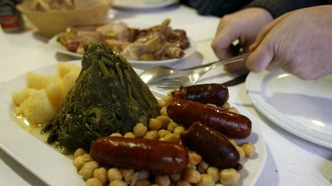 El cocido es el protagonista de la fiesta gastronmica que prepara Carballedo para este fin de semana