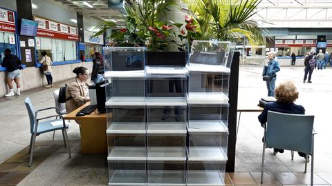 Urnas en el Concello de Vigo