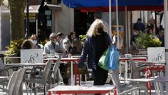 Imagen de A Pobra, concello que hoy sube al nivel alto y los hosteleros solo pueden utilizar la mitad de la terraza