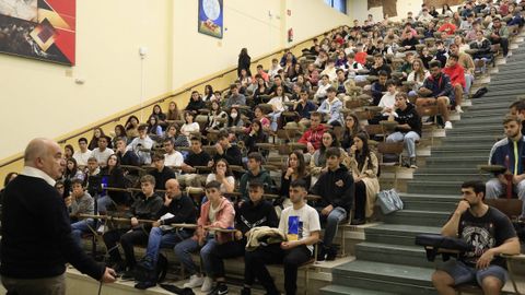 Aula universitaria en una facultad compostelana, en una foto de archivo