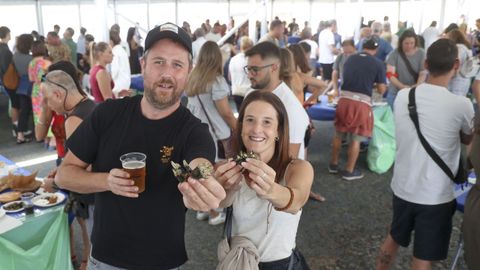 David y Sonia, ferrolanos, degustaron unos crustáceos «muy, muy buenos»