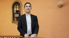 El obispo dirigir� la salida.