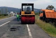 Los operarios iniciaron ayer el asfaltado del vial de salida de la v�a de alta capacidad.
