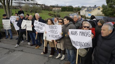 Los residentes en Augas Mansas quieren que se atiendan sus demandas.