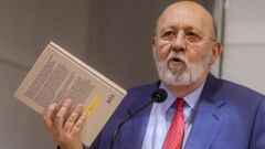 El director del CIS, Jos� F�lix Tezanos, en la presentaci�n de un libro en Madrid.