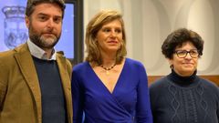 Javier Bosch, Concepci�n M�ndez e Isabel Cortavitarte durante la presentaci�n.