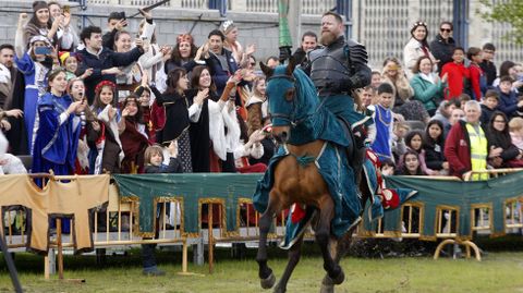 Las justas medievales de este domingo se celebraron en el campo de tierra del colegio de los Escolapios