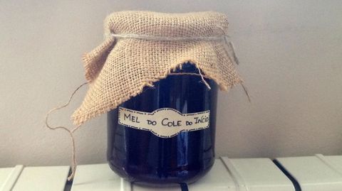 Os envases son preparados con decoraci�n artesanal