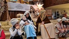 Belenes vivientes en S�samo y la iglesia parroquial de Carballo: �fotos!