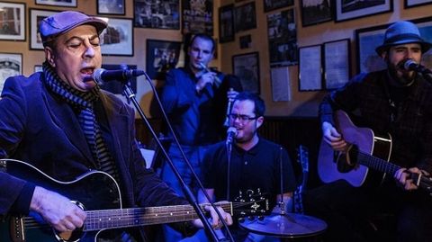 Luis N��ez y los Folganzanes