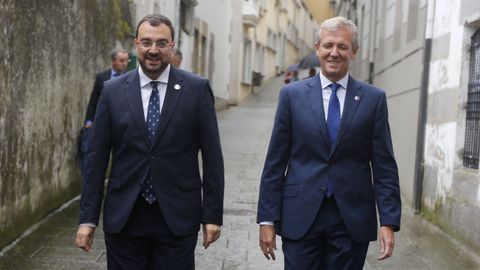 El presidente del Principado de Asturias, Adrin Barbn, y el presidente de la Xunta de Galicia, Alfonso Rueda, asisten a los Encuentros en el Eo