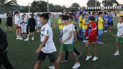 La deportividad preside el torneo de ftbol base de Velle, memorial Manolo Carrera.