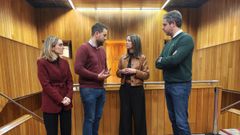 Mndez, en el Parlamento con ediles del gobierno focense