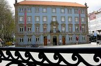 La fachada principal del edificio, vista desde el palco de la m�sica del Cant�n de Molins