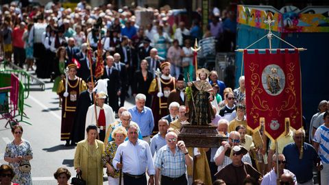 La procesin se inici en la iglesia de As Caldas