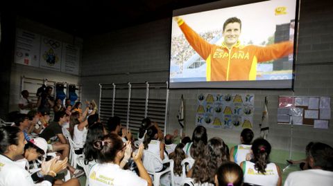 Los integrantes del Club de Remo R�a de Ald�n siguieron con atenci�n su carrera de Londres. 