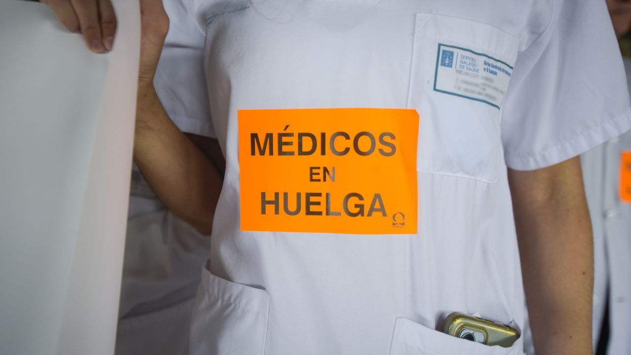 La Organización Médica Colegial exige a la ministra que rectifique sus ofensas a los médicos y retome el respeto