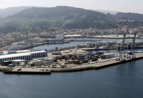 Los rellenos del puerto son objeto de una larga disputa judicial desde hace m�s de diez a�os. 