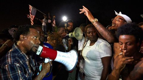 Entre otros eventos previstos para el domingo, los manifestantes mantendr�n silencio durante 4,5 minutos.