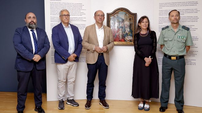 El acto de entrega por parte del Ministerio de Cultura de la tabla flamenca de la Virgen con el Ni�o, Santa Ana y San Jos�