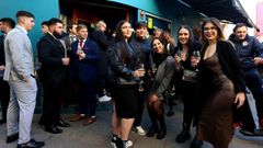 Buscate en la fiesta de San Xuli�n de A Illa; como en Fin de A�o, pero a la luz del d�a