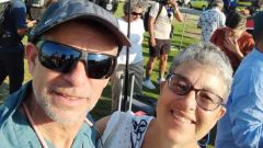 Amaia Prez-Izaquirre Urquizu y su marido, Cierna, en Egipto.