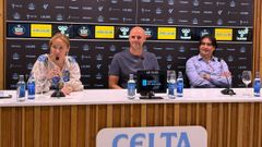 Mari�n Mouri�o, Fredi �lvarez y Marco Garc�s, durante la rueda de prensa con motivo de la renovaci�n del t�cnico del Celta Fortuna.