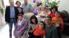 Filomena Lagoa Vila, con algunos de sus familiares el d�a de su cumplea�os 
