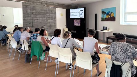 Los cursos se realizan en Camari�as y Camelle