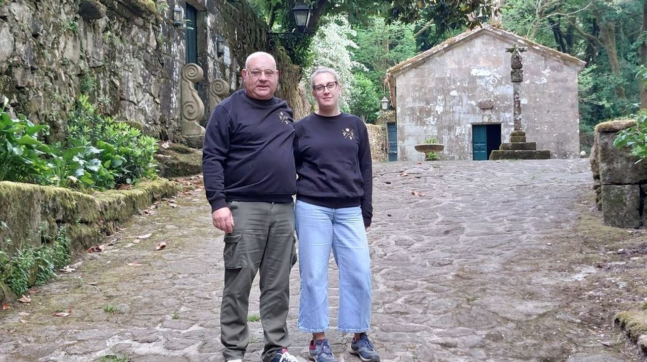 Carlos y Cristina de Castro: «Non cambiamos o traballo no pazo do Faramello por nada»