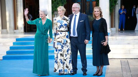 La Infanta Elena asiste a la Boda de Philippos de Grecia y Nina Flohr