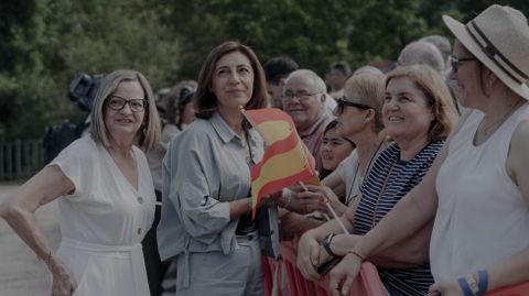 La diputada provincial especial para Valdeorras, Mar�a del Carmen Gonz�lez, y la conselleira de Medio Ambiente, �ngeles V�zquez.