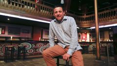 En la imagen, �ngel Quint�a Mart�nez, Pibe, responsable de la sala Coliseo